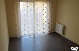 3 camere, 77 mp, decomandat, 20 mp TERASA, zona Porii! Parcare cu CF!