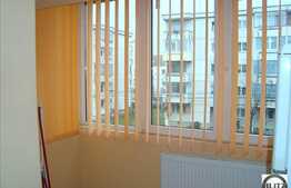 De vanzare 2 camere, 52 mp, decomandat, balcon, garaj, boxa, zona Iulius Mall!