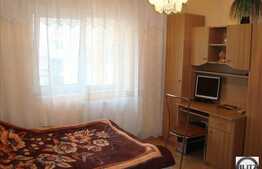 De vanzare 2 camere, 52 mp, decomandat, balcon, garaj, boxa, zona Iulius Mall!