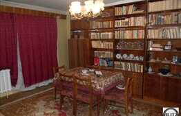 4 camere, decomandat, 85 mp, 2 balcoane, boxa la subsol, zona strazii Pasteur!