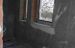 3 camere, 60 mp, terasa 15 mp, etaj intermediar, zona strazii Calea Turzii!