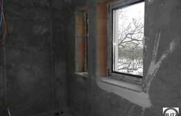 3 camere, 60 mp, terasa 15 mp, etaj intermediar, zona strazii Calea Turzii!