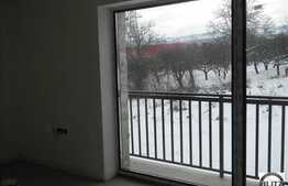 3 camere, 60 mp, terasa 15 mp, etaj intermediar, zona strazii Calea Turzii!