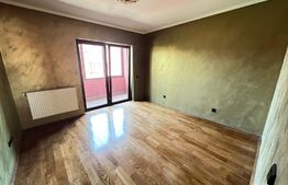 Apartament 5 camere, 143mp, 2 bai, 4 balcoane, zona Tauti
