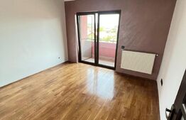 Apartament 5 camere, 143mp, 2 bai, 4 balcoane, zona Tauti