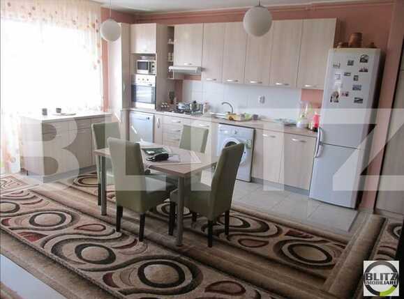 Apartament de vânzare 4 camere Floreşti - 11926AV | BLITZ Cluj-Napoca | Poza1