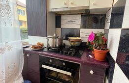 Apartament de 2 camere decomandate, 50mp, balcoan, zona Primariei Baciu