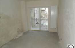 2 camere, 60.80 mp, semidecomandat, balcon, etaj intermediar, zona linistita!