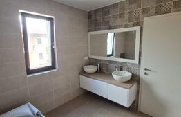 Casa 4 camere, 2 terase, finisaje noi, Motel Gilau