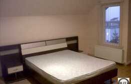 Apartament 3 camere, 120 mp, decomandata, zona strazii Cometei