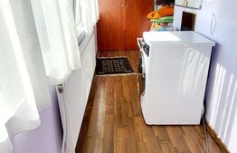 Apartament 2 camere, decomandat, 51 mp, parcare, zona Central