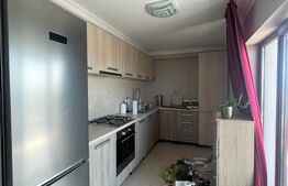 Penthouse 140 mp, terasa, 2 garaje, zona strazii Trifoiului