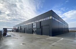 Hala industriala cu birouri: 3000 mp utili, 5000 mp teren, Jucu