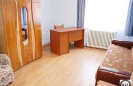 43 mp, 1 camera in zona Camerei de Comert!