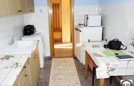 43 mp, 1 camera in zona Camerei de Comert!