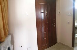 Garsoniera, 28 mp utili, etaj intermediar, zona Bucegi