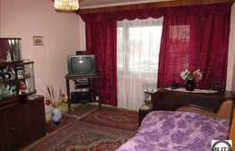 Vanzare 3 camere, decomandat, 65 mp, parcare, izolat termic, boxa, zona Farmec!