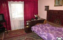 Vanzare 3 camere, decomandat, 65 mp, parcare, izolat termic, boxa, zona Farmec!