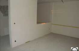 Mansarda semifinisata, 2 camere, 57 mp, zona Tatiului! Posibilitate parcare!