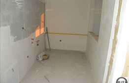 Mansarda semifinisata, 2 camere, 57 mp, zona Tatiului! Posibilitate parcare!