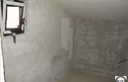 Mansarda semifinisata, 2 camere, 57 mp, zona Tatiului! Posibilitate parcare!