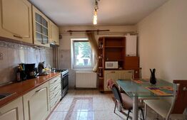 Apartament de 3 camere, 74mp, decomandat, zona Piata Zorilor