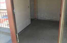 3 camere, semifinisat, imobil nou, cu o terasa de 25 mp!