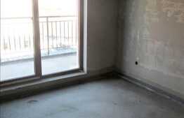 3 camere, semifinisat, imobil nou, cu o terasa de 25 mp!