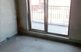 3 camere, semifinisat, imobil nou, cu o terasa de 25 mp!