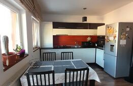 Apartament 4 camere, 64mp, 2 balcoane, parcare, zona Subcetate