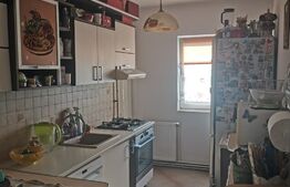 Apartament 3 camere, 67 mp, 2 bai, loc de parcare, zona Tractorul