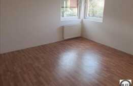 Vanzare 3 camere, 93 mp decomandat! Boxa, GARAJ, plus loc parcare acoperit!