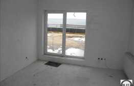 1 camera, 43 mp, balcon, TERASA 60 mp, semifinisat! Zona Polus! PRET OPORTUN!