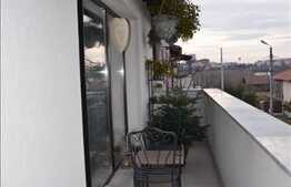 2 camere, 62 mp utili, 40 mp pod amenajat, 12 mp balcon in zona Macesului!