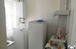 Apartament 3 camere, 71 mp utili, terasa, 2 boxe la subsol, zona strazii Horea!