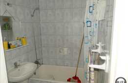 Apartament 3 camere, 71 mp utili, terasa, 2 boxe la subsol, zona strazii Horea!