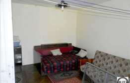 Apartament 3 camere, 71 mp utili, terasa, 2 boxe la subsol, zona strazii Horea!