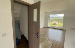 Casa 4 camere 160 mp utili 600 mp teren incalzire in pardoseala, Tohanu Nou