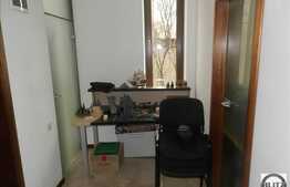 3 camere, semidecomandat, 90 mp, terasa 10 mp, boxa, zona Piata Mihai Viteazu!