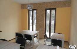 3 camere, semidecomandat, 90 mp, terasa 10 mp, boxa, zona Piata Mihai Viteazu!