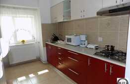 Inchiriere 2 camere, decomandat, 62 mp, mobilat modern, parcare, balcon, zona Piata Cipariu!