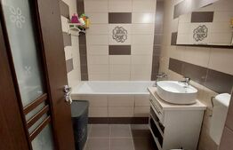 Apartament de 2 camere, 50MP, decomandat, etaj intermediar, Intre Lacuri