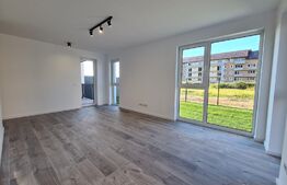 Apartament 2 camere, 49 mp, gradina proprie, parcare, zona Terra 
