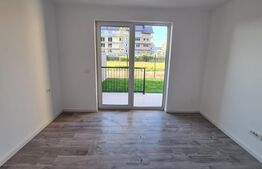 Apartament 2 camere, 49 mp, gradina proprie, parcare, zona Terra 