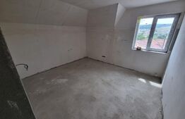 Casa individuala 151mp, 5 camere, curent trifazic teren 580mp in Chinteni