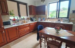 Casa individuala la cheie,  240 mp utili, 1065 mp teren