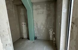 Penthouse 3 camere, 79 mp, terasa 33 mp, zona Vivo