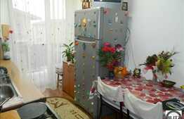 Vanzare 1 camera, 31 mp, balcon, decomandat, zona strazii Porii! Parcare cu CF!