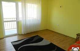 Vanzare 1 camera, 37 mp utili, balcon, decomandat! Zona strazii Stejarului!