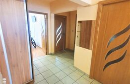 Apartament cu 3 camere, decomandat, 61 mp, etaj intermerdiar, zona Podului Calvaria